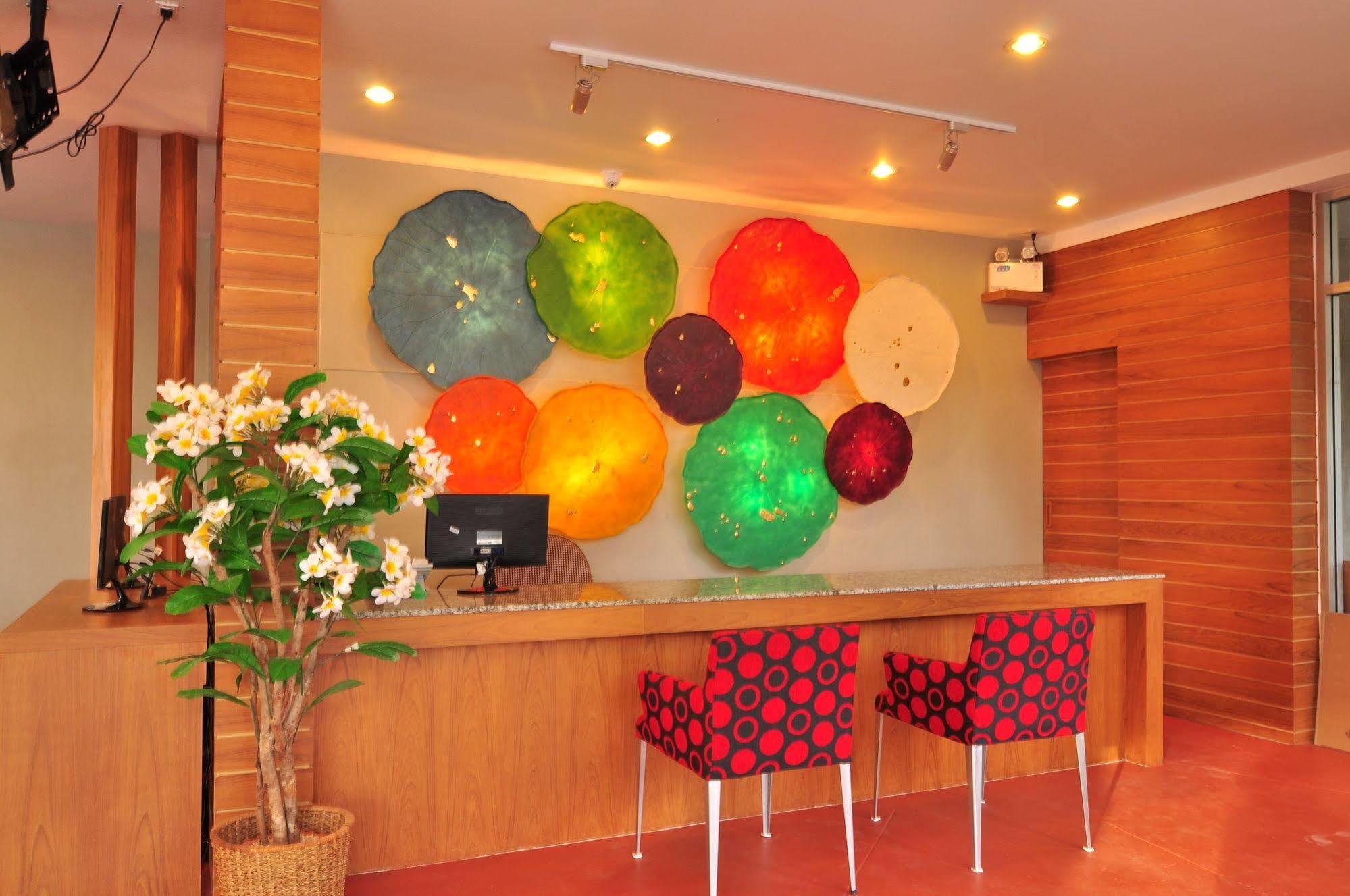 Phu Nana Boutique Hotel - Sha Plus Rawai Exterior photo